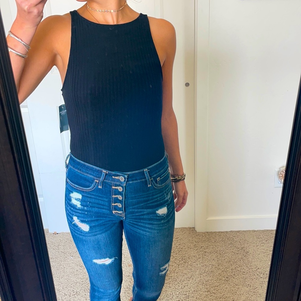 ANF - Ribbed black;criss cross back bodysuit